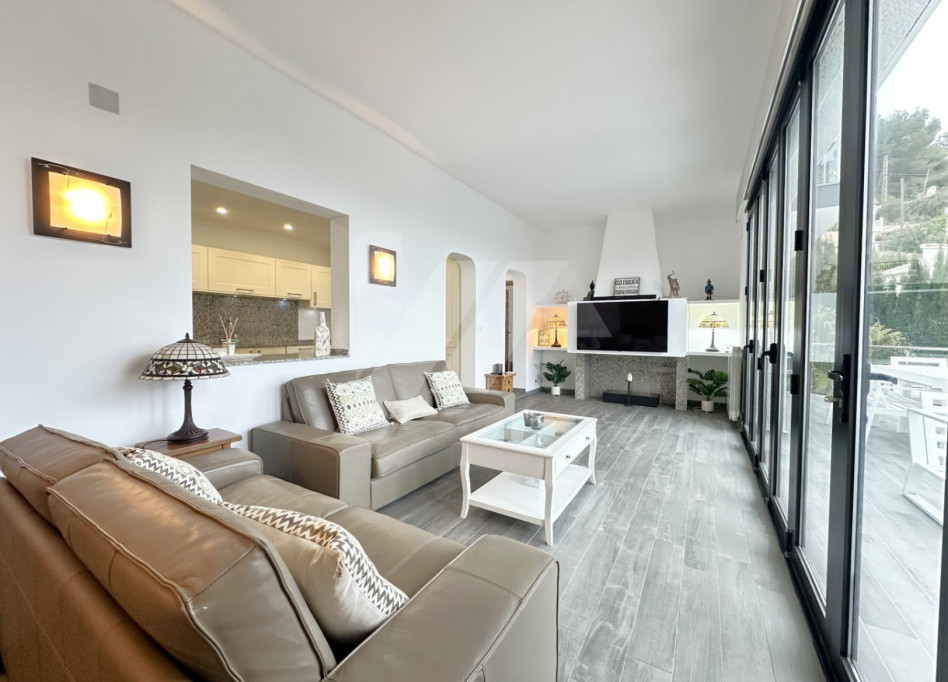 Resale - Villa - Moraira - Benimeit