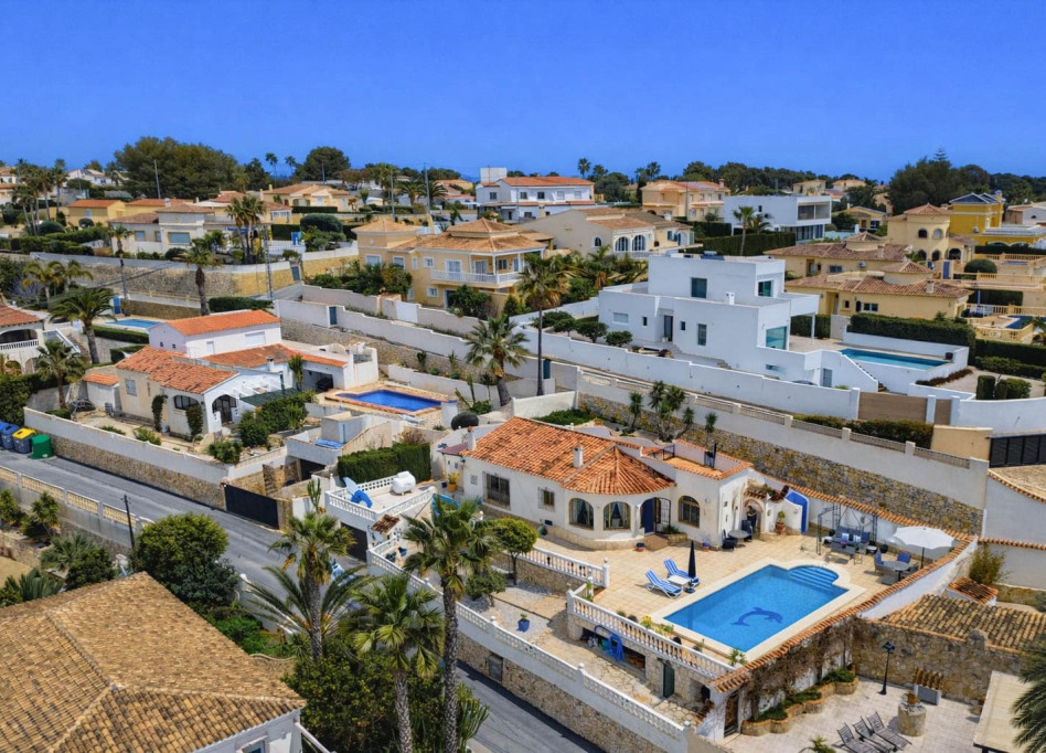 Resale - Villa - Calpe