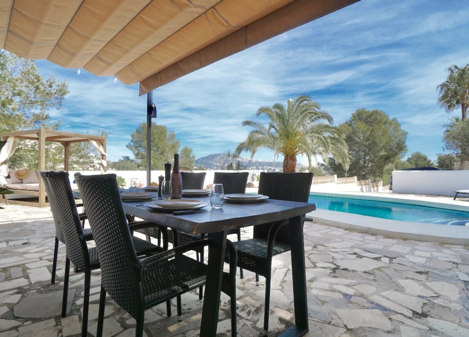 Resale - Villa - Moraira