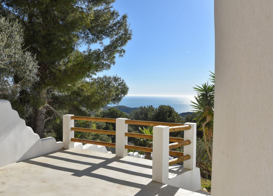 Resale - Villa - Benitachell