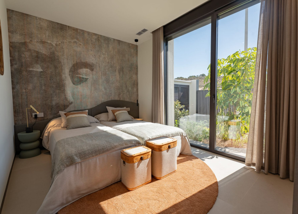 Resale - Villa - La Finca Golf Resort