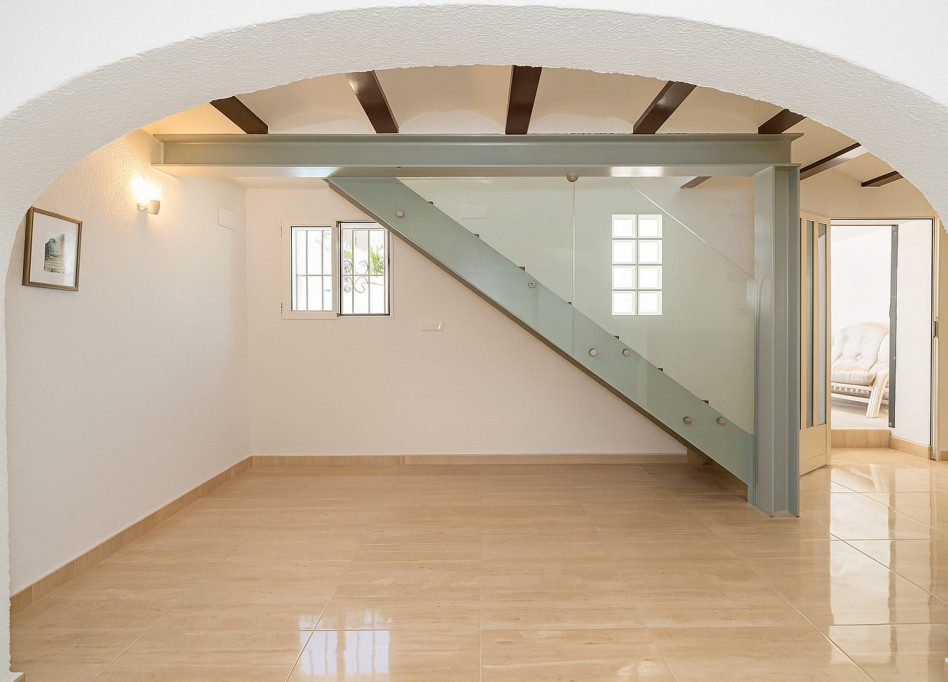 Resale - Villa - Moraira