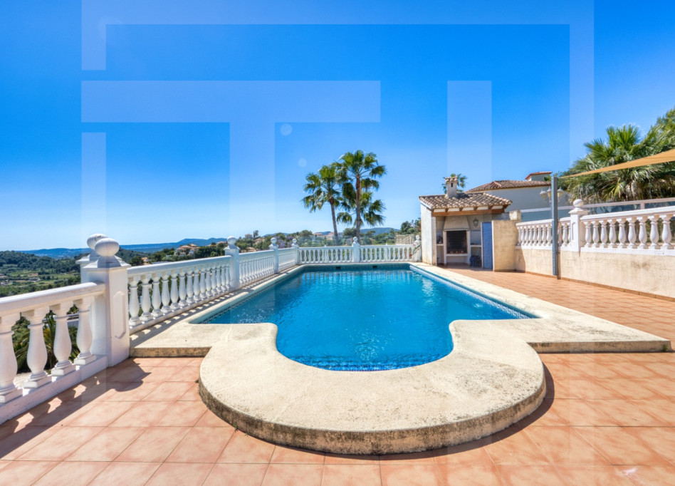 Resale - Villa - Pedreguer