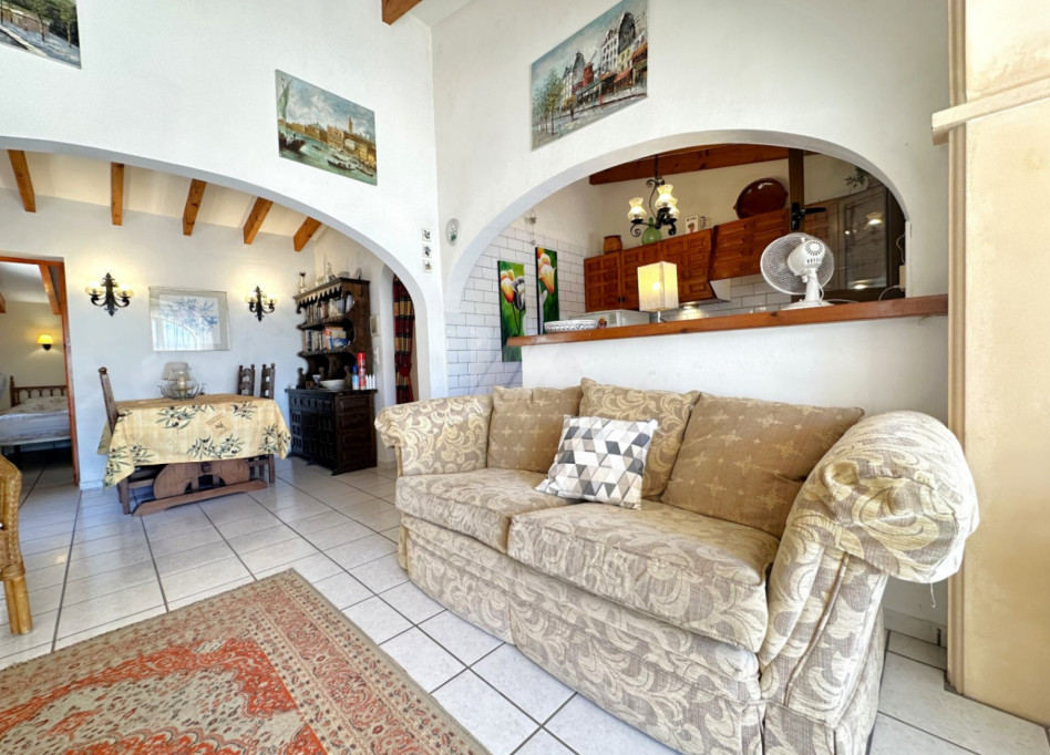 Resale - Villa - Moraira - Benimeit
