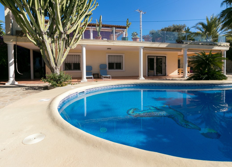 Resale - Villa - Benissa