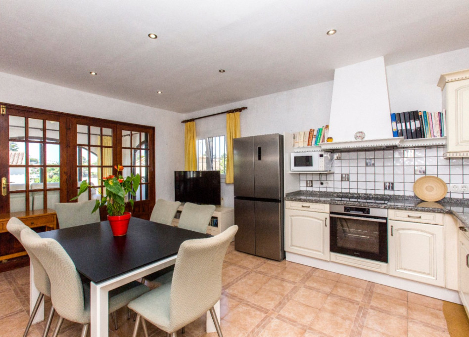 Resale - Villa - Benissa - Baladrar