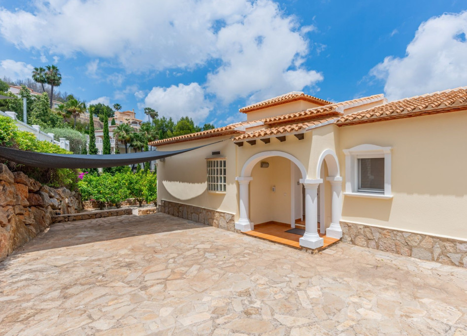 Resale - Villa - Pedreguer - La Sella