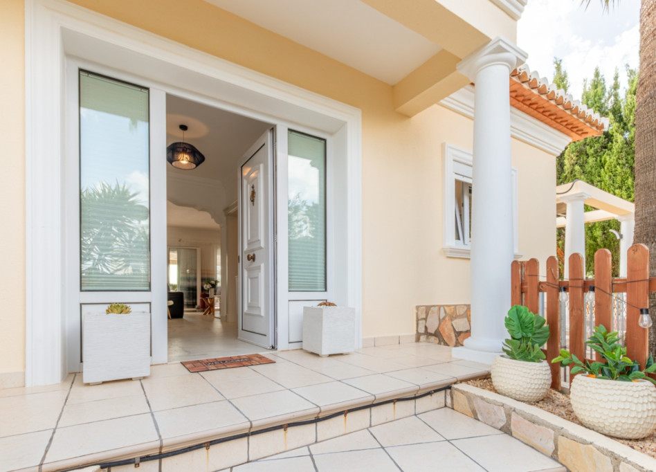 Resale - Villa - Moraira - Arnella