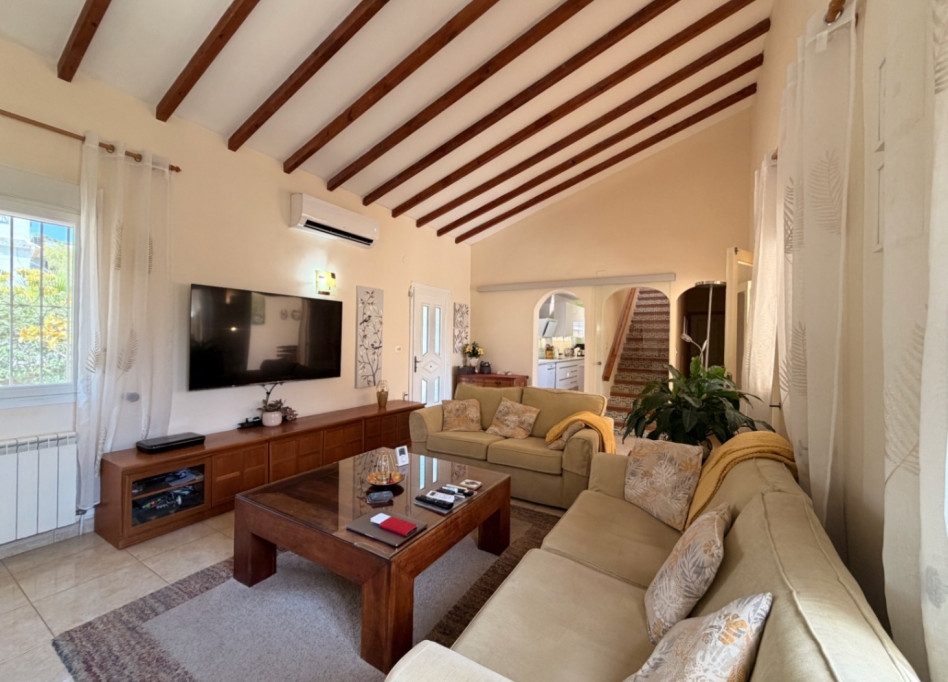 Resale - Villa - Benissa - La Fustera