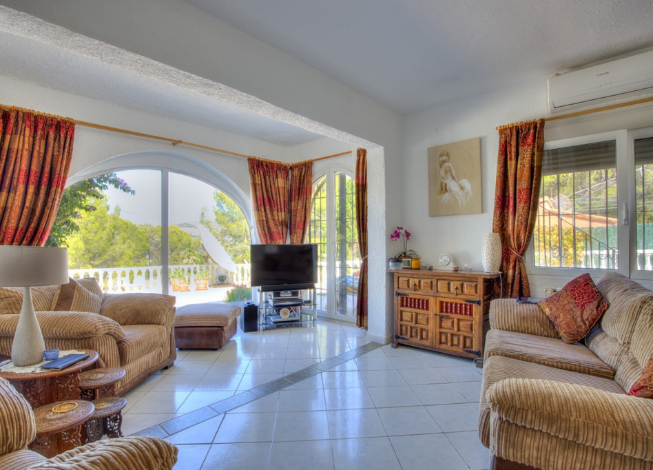 Resale - Villa - Parcent