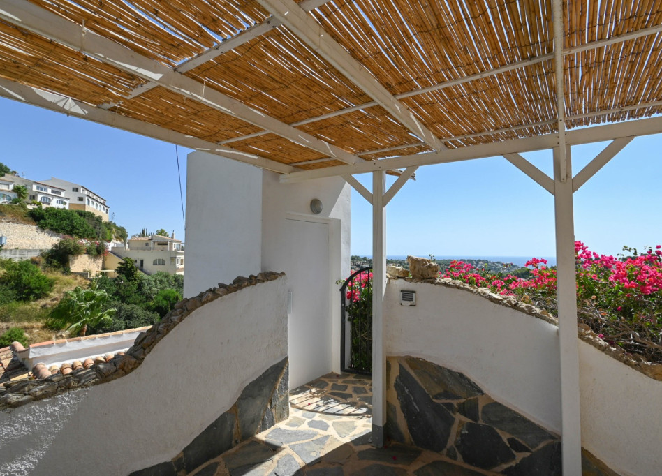 Resale - Villa - Benissa